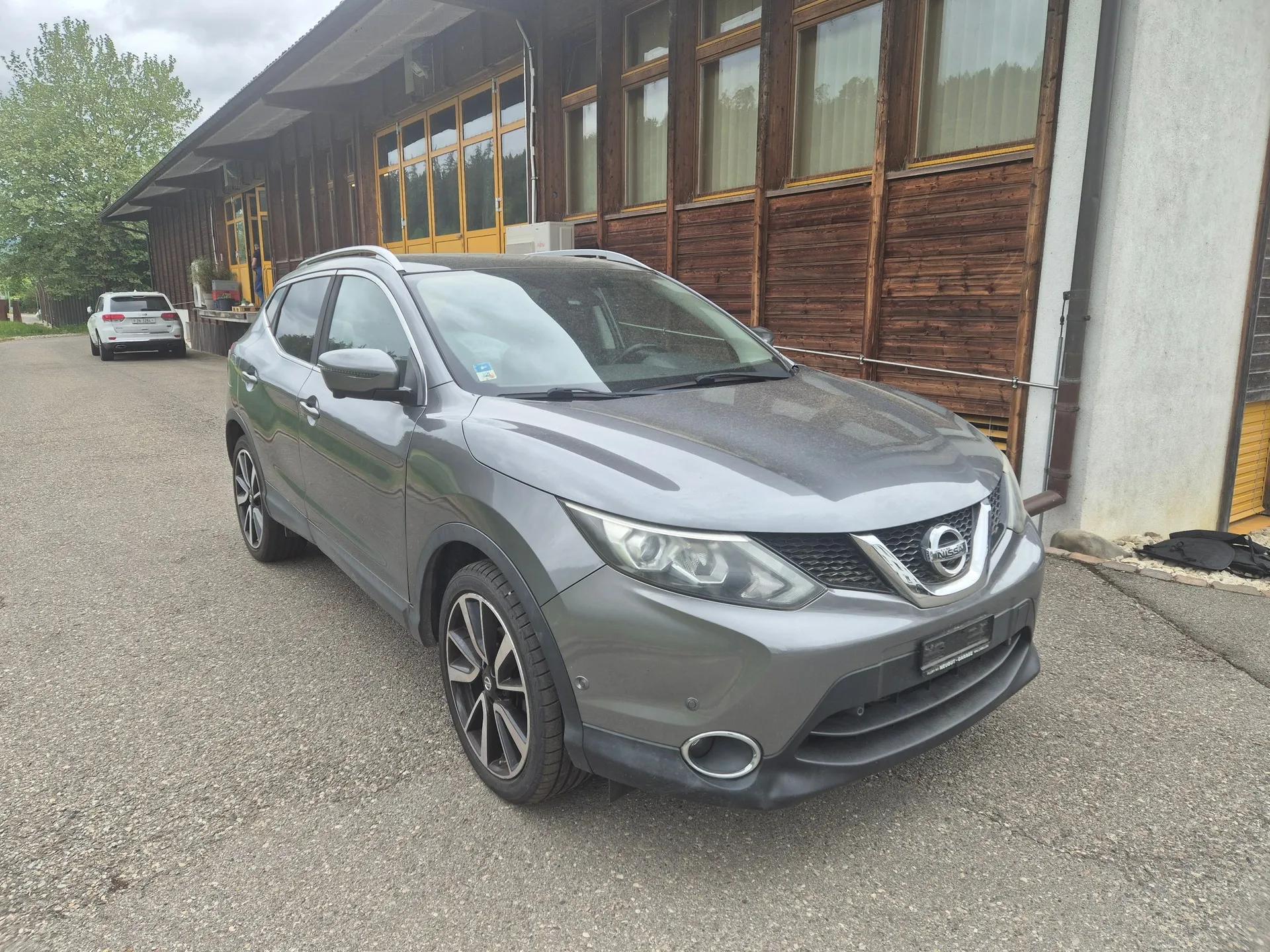 nissan qashqai 2015