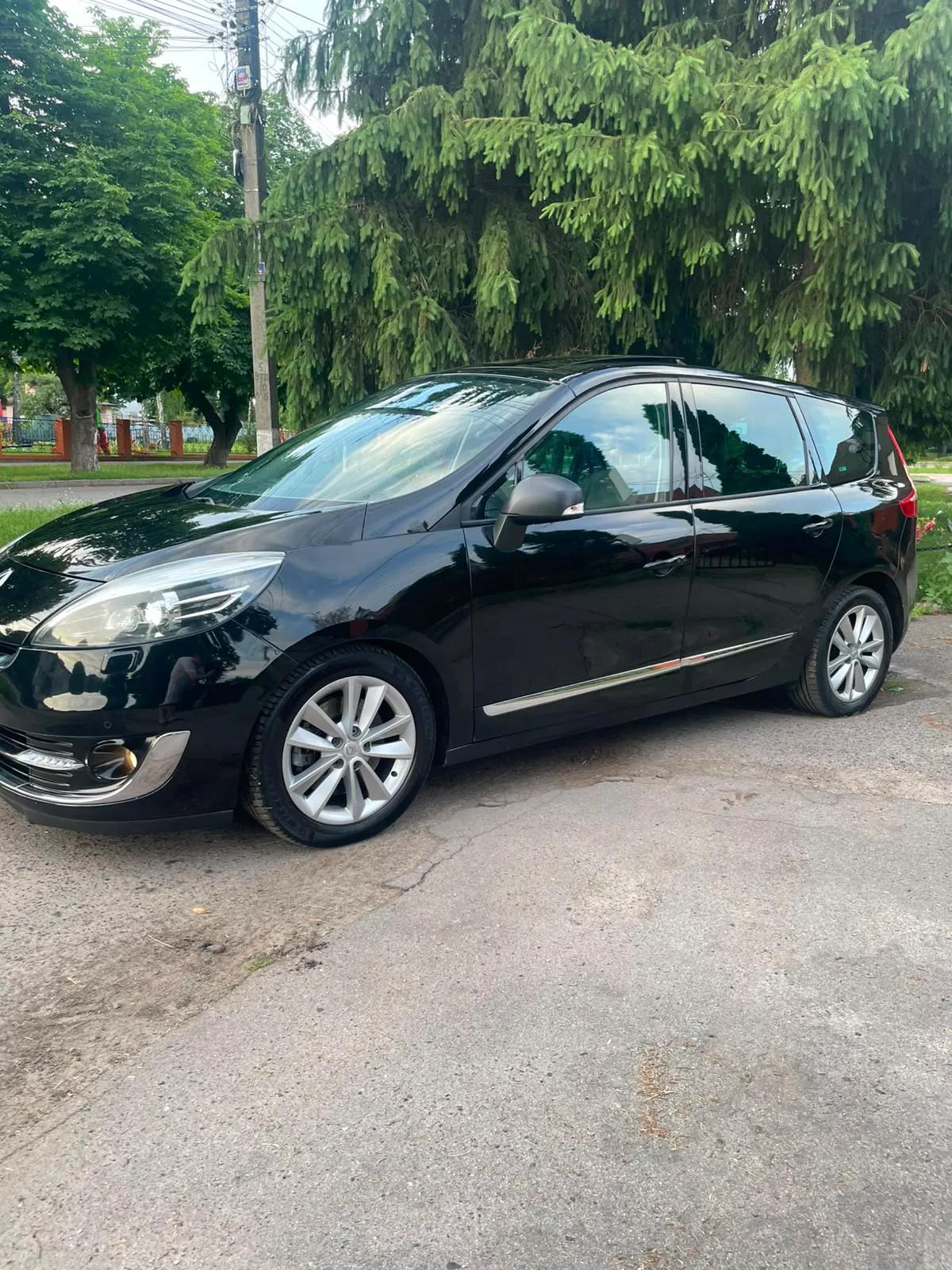 renault grand scenic 2