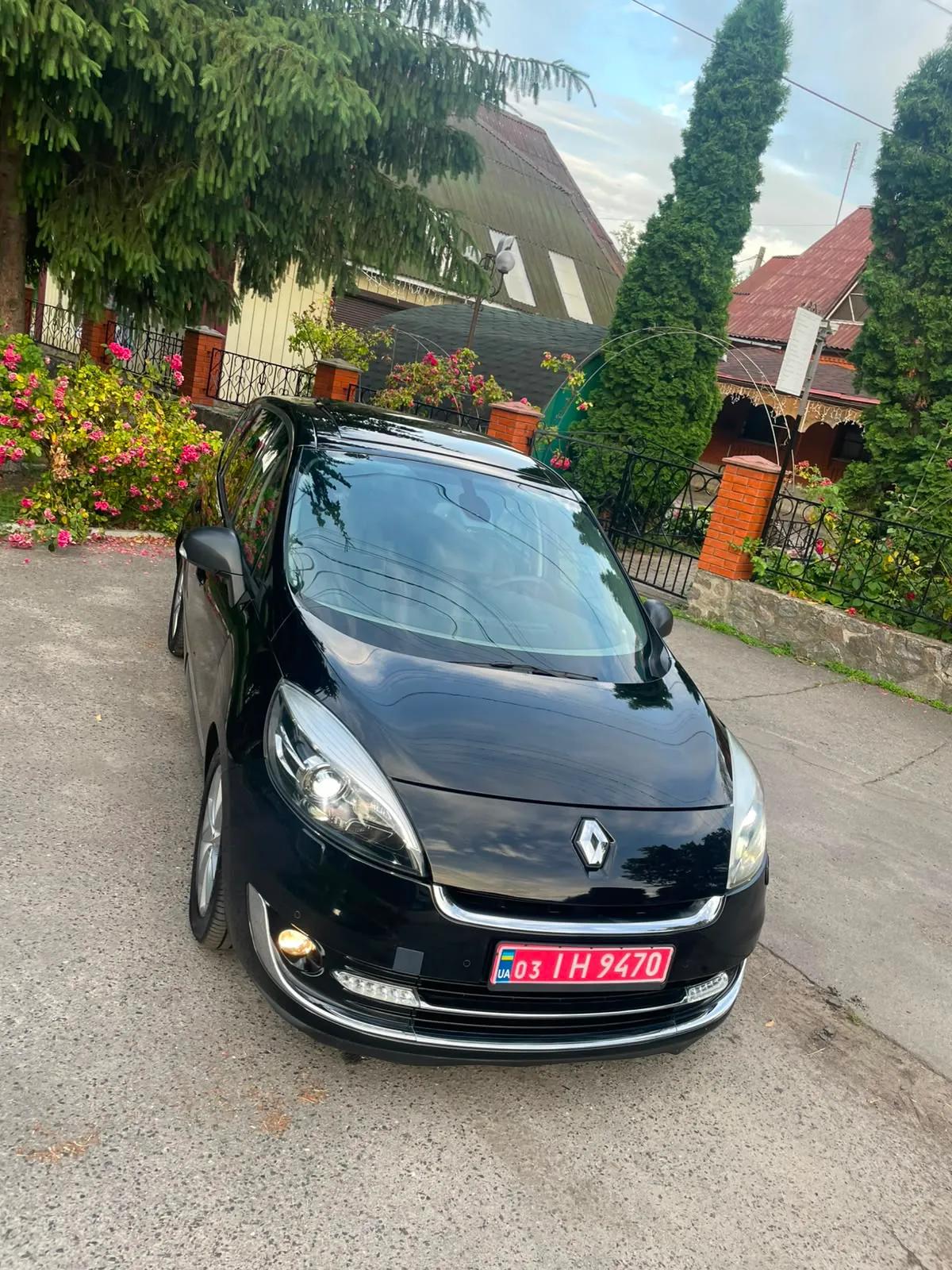 renault grand scenic 6