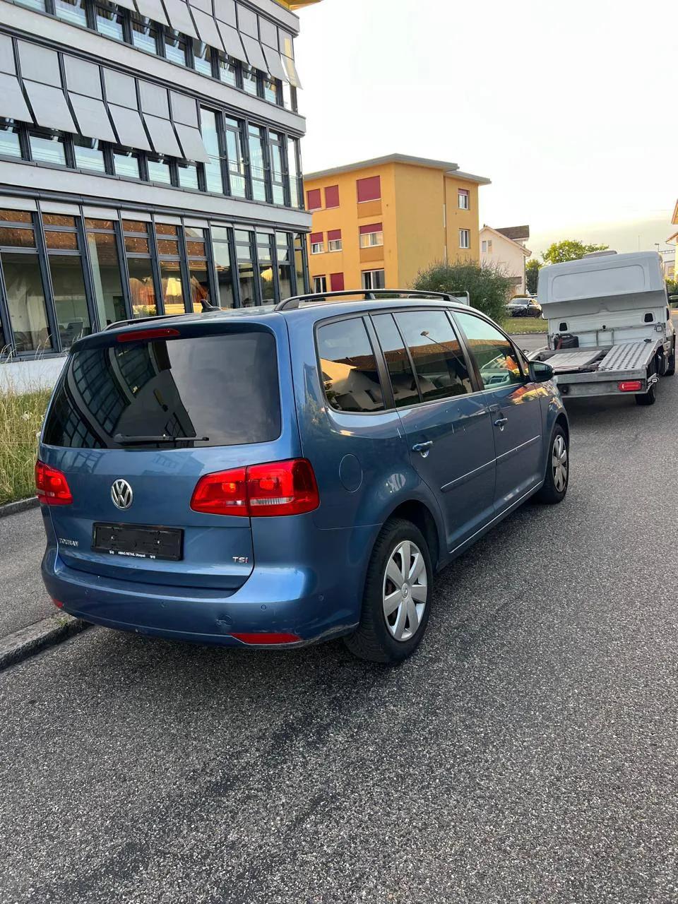 volkswagen touran 4
