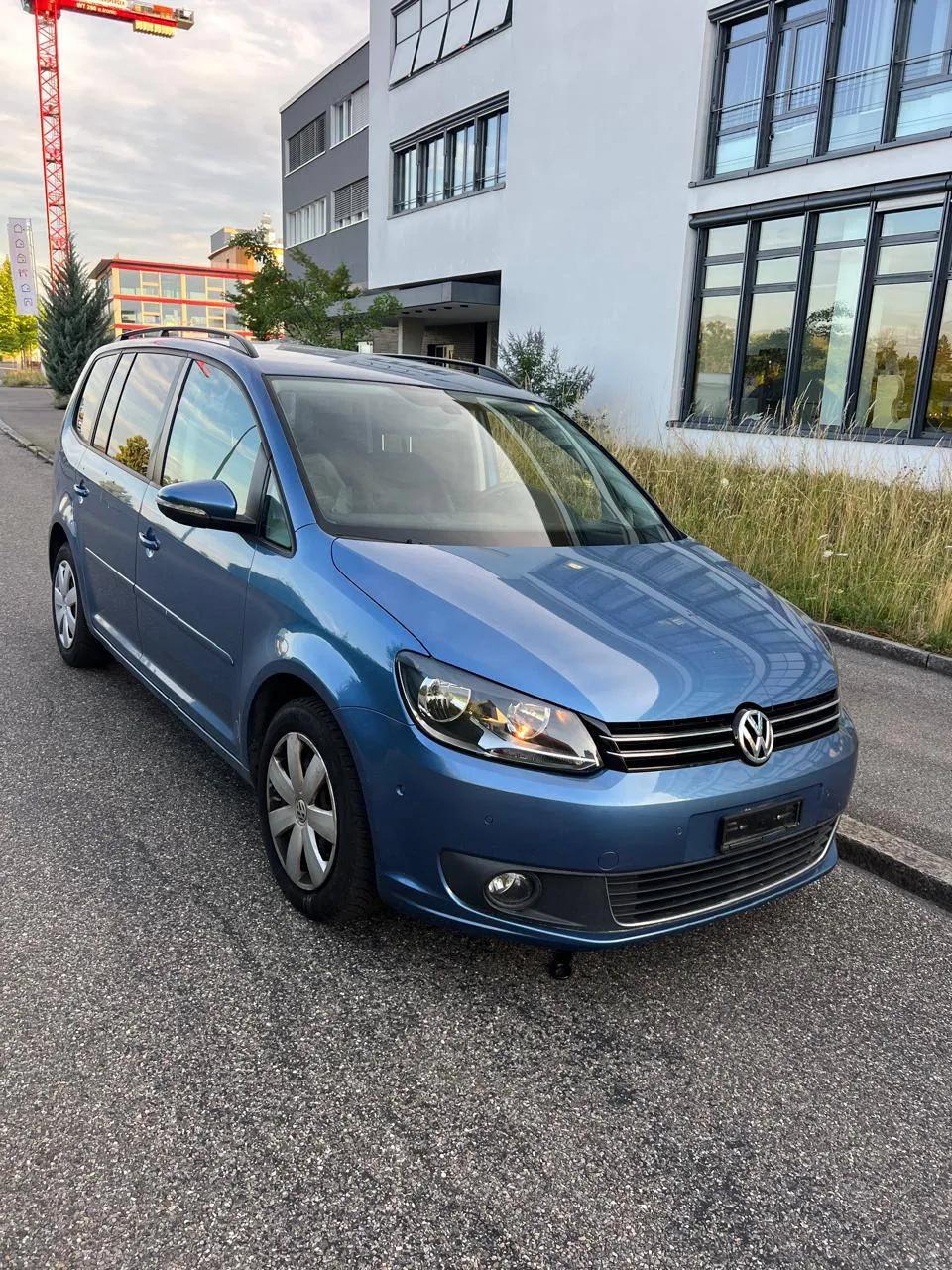 volkswagen touran 8
