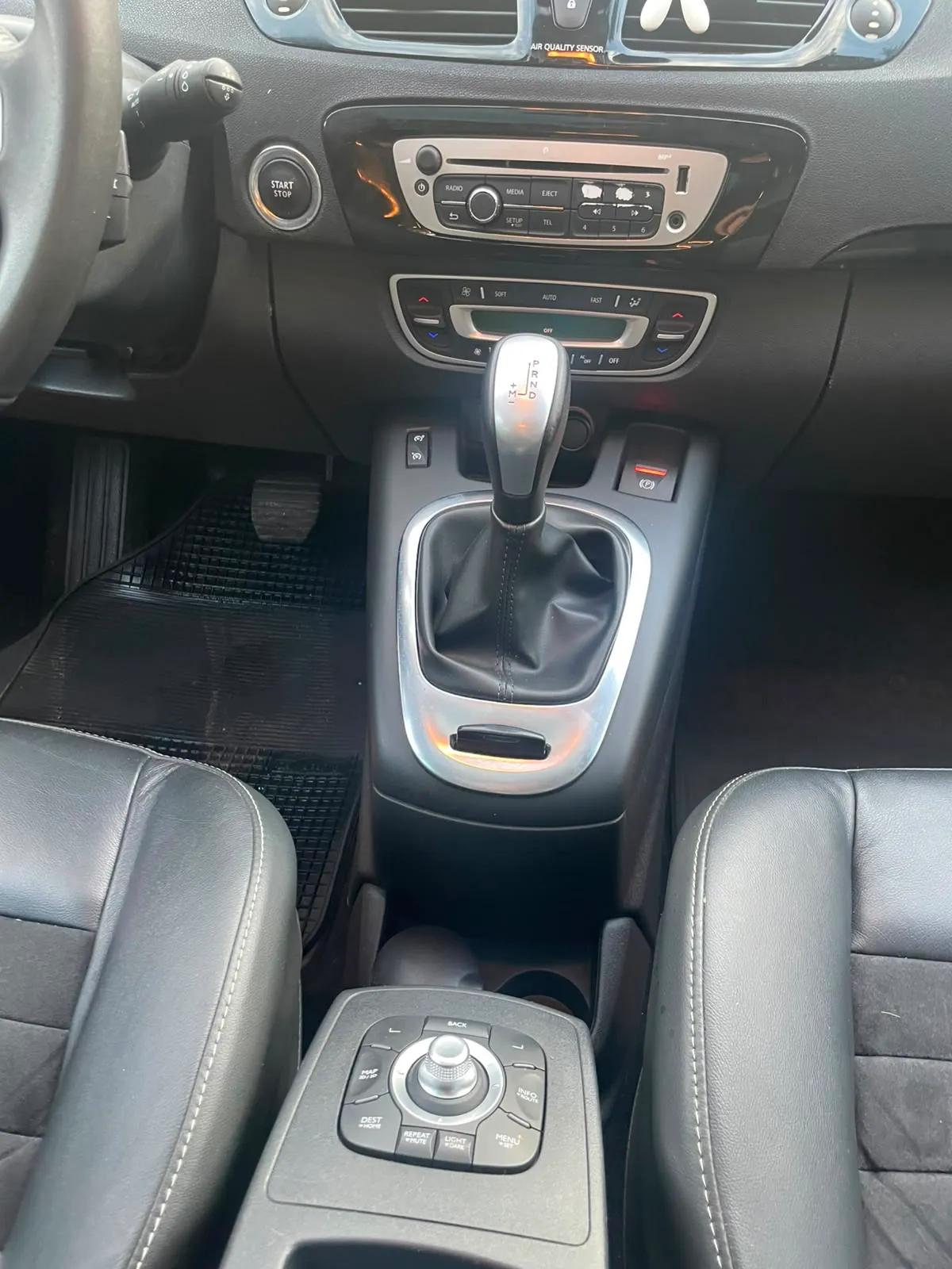 renault grand scenic 13