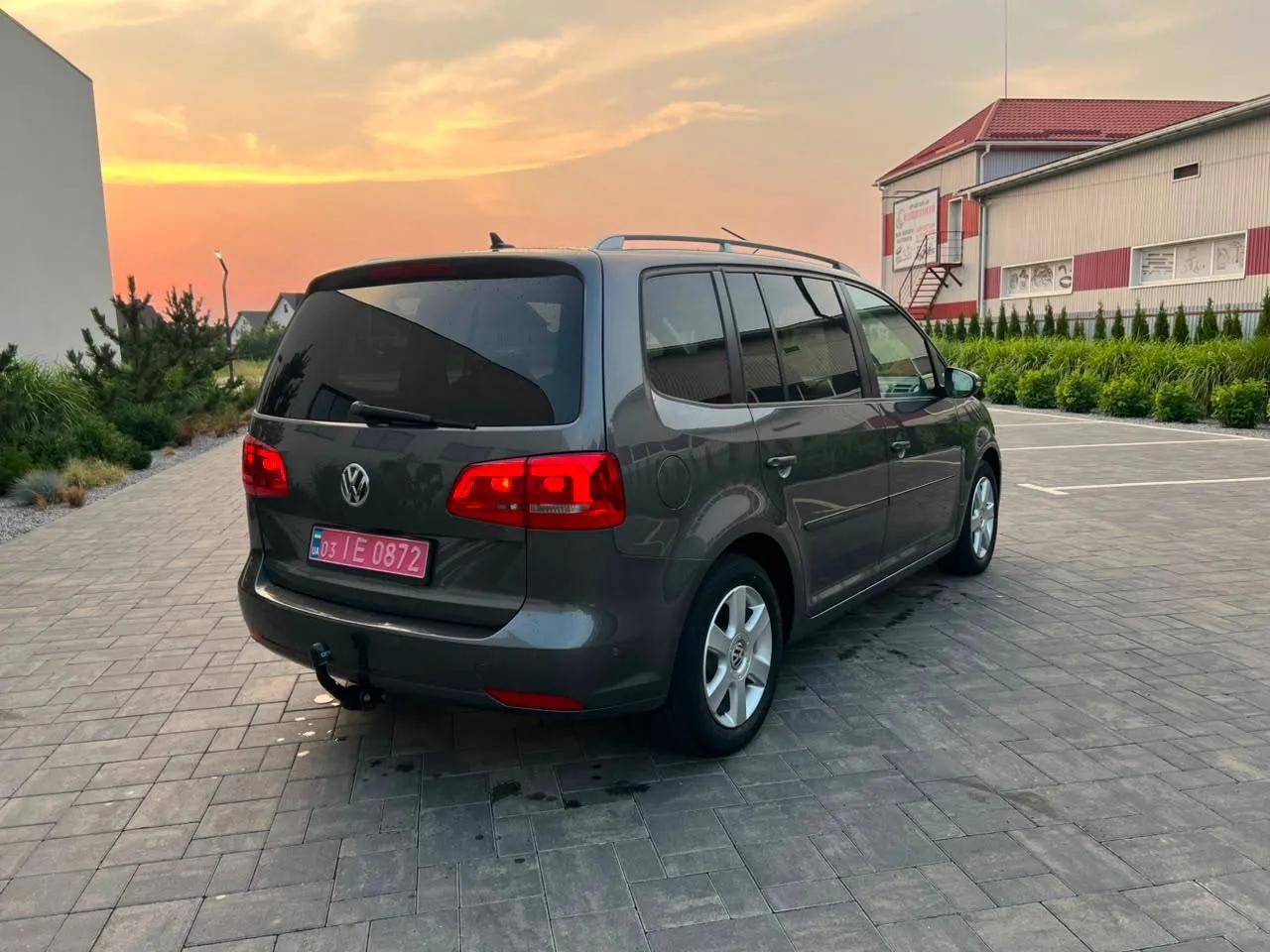 volkswagen touran 3