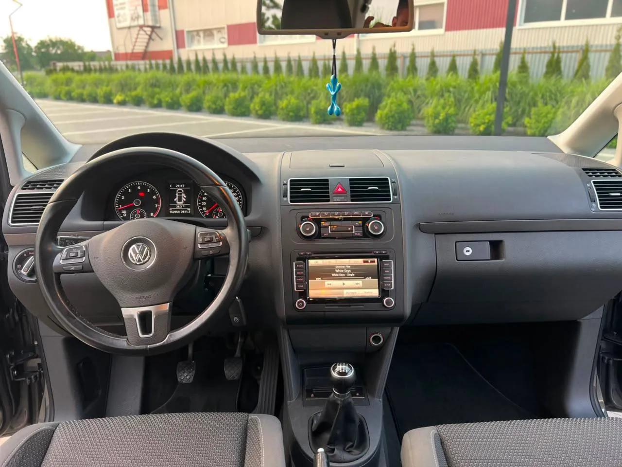 volkswagen touran 7
