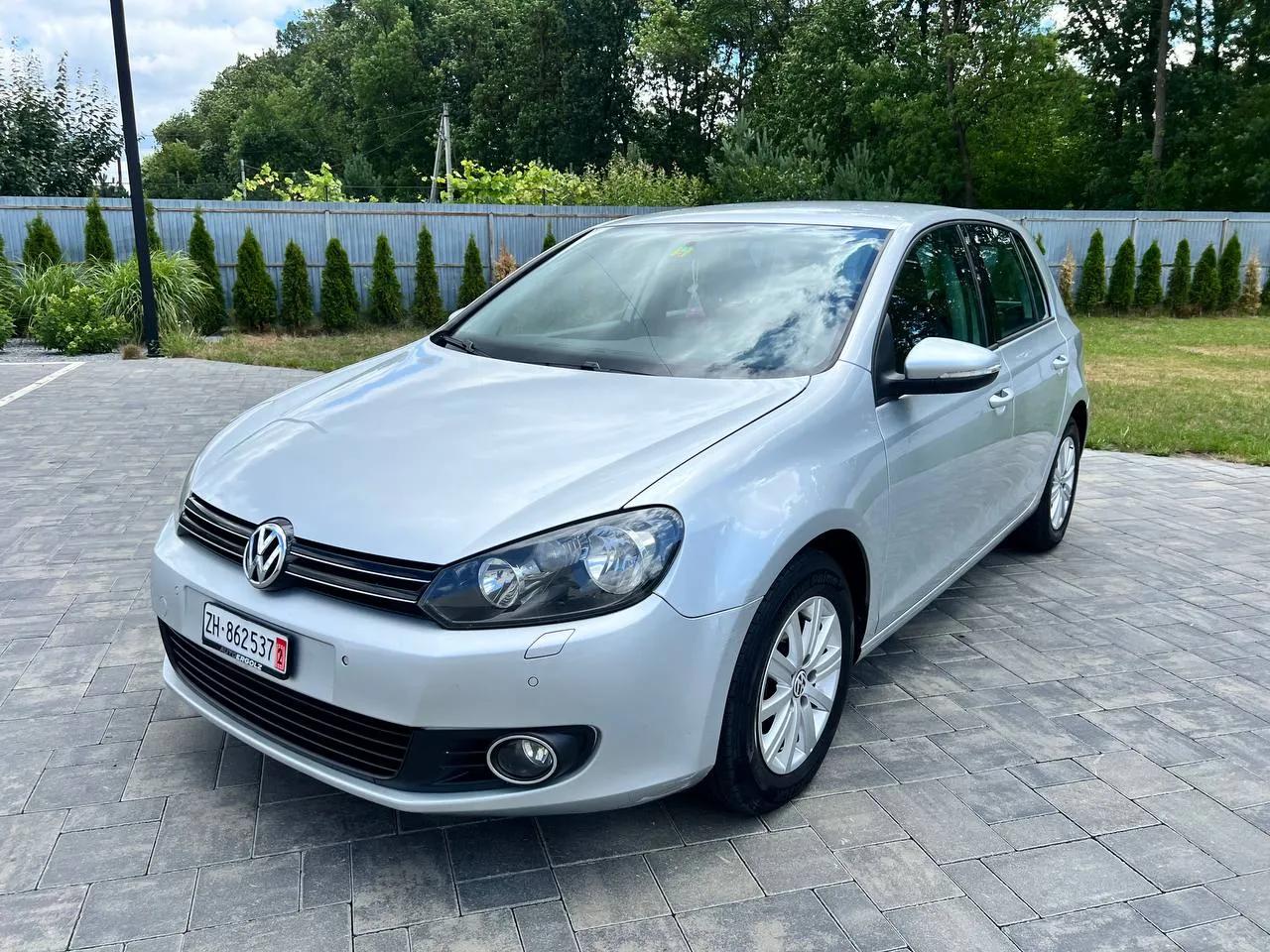 volkswagen golf 2010
