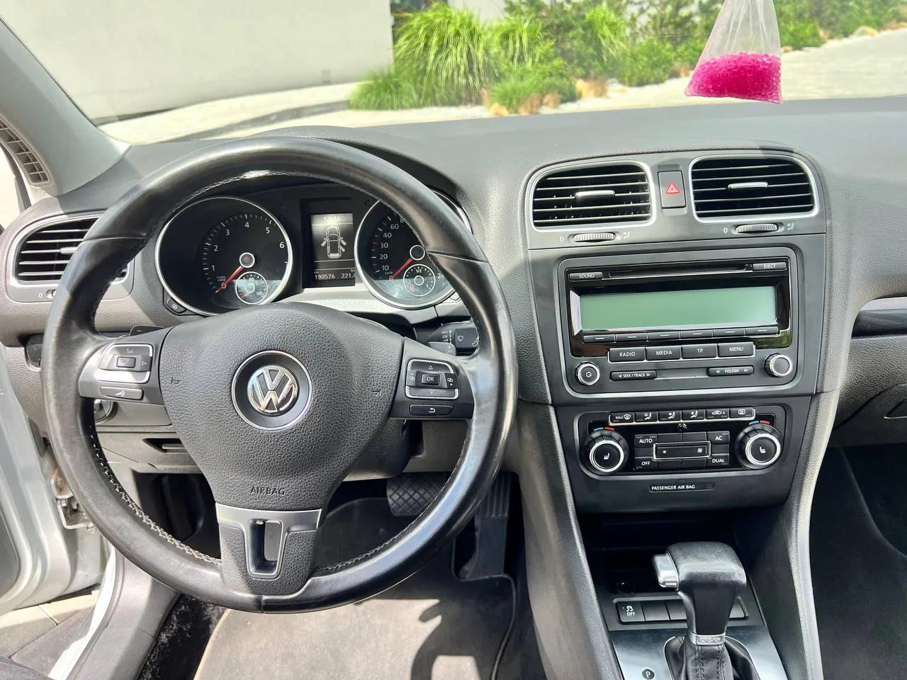 volkswagen golf 8
