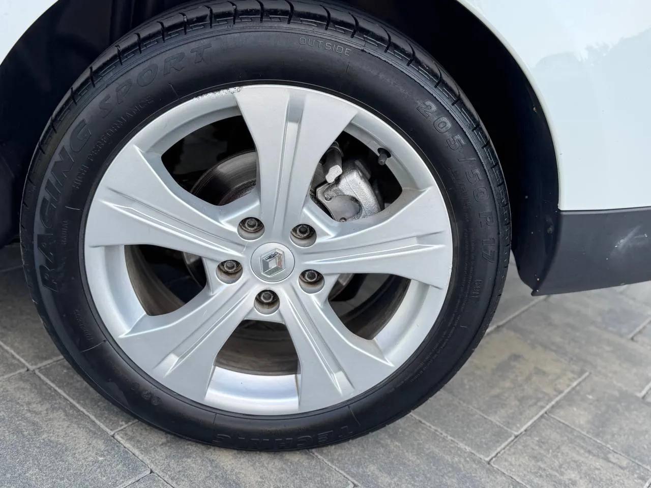 renault megane 10
