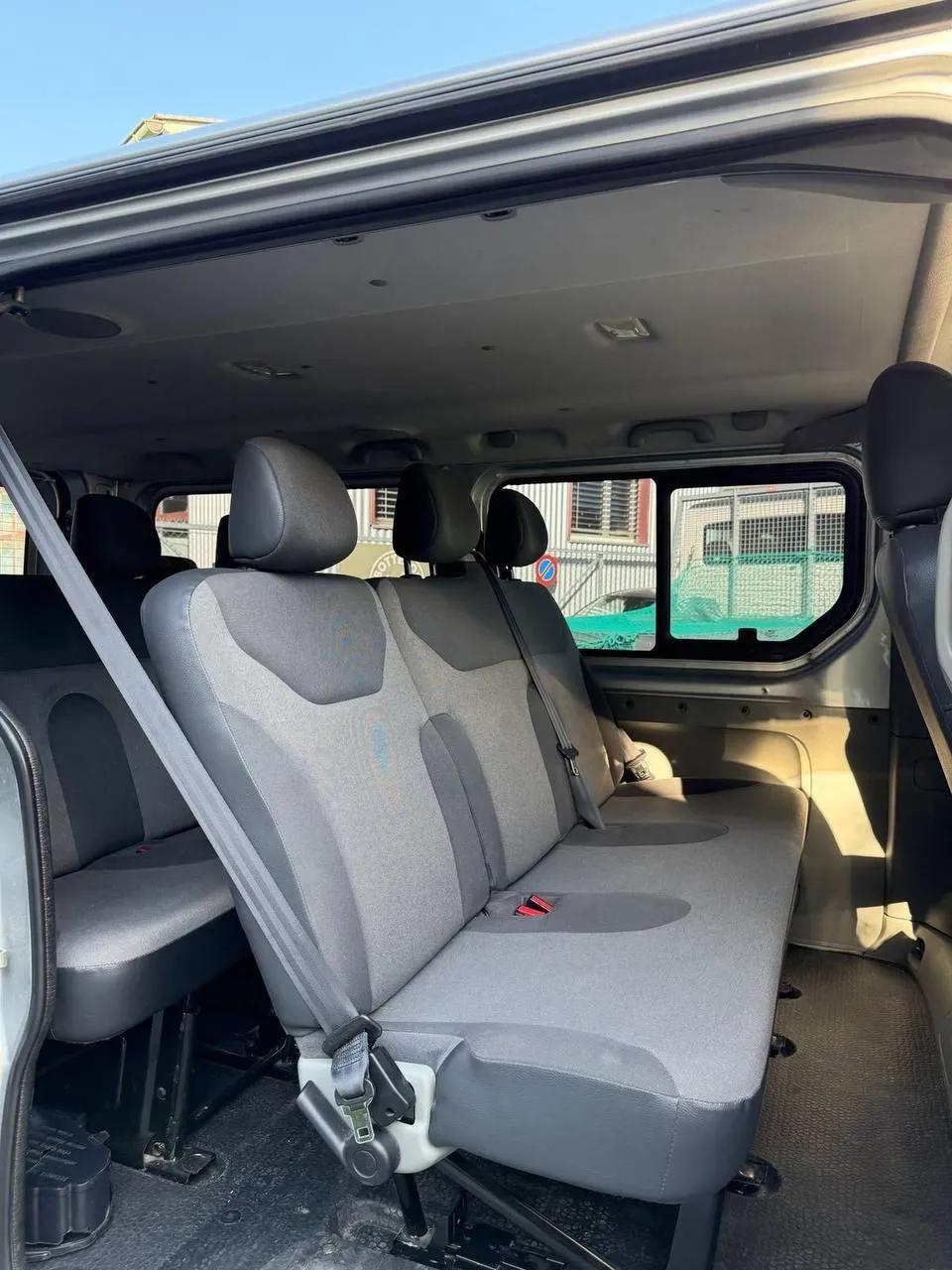 renault trafic 6