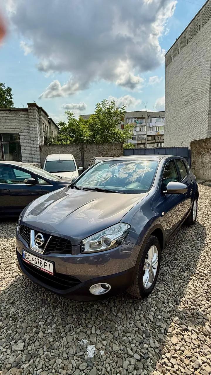 nissan qashqai 2010