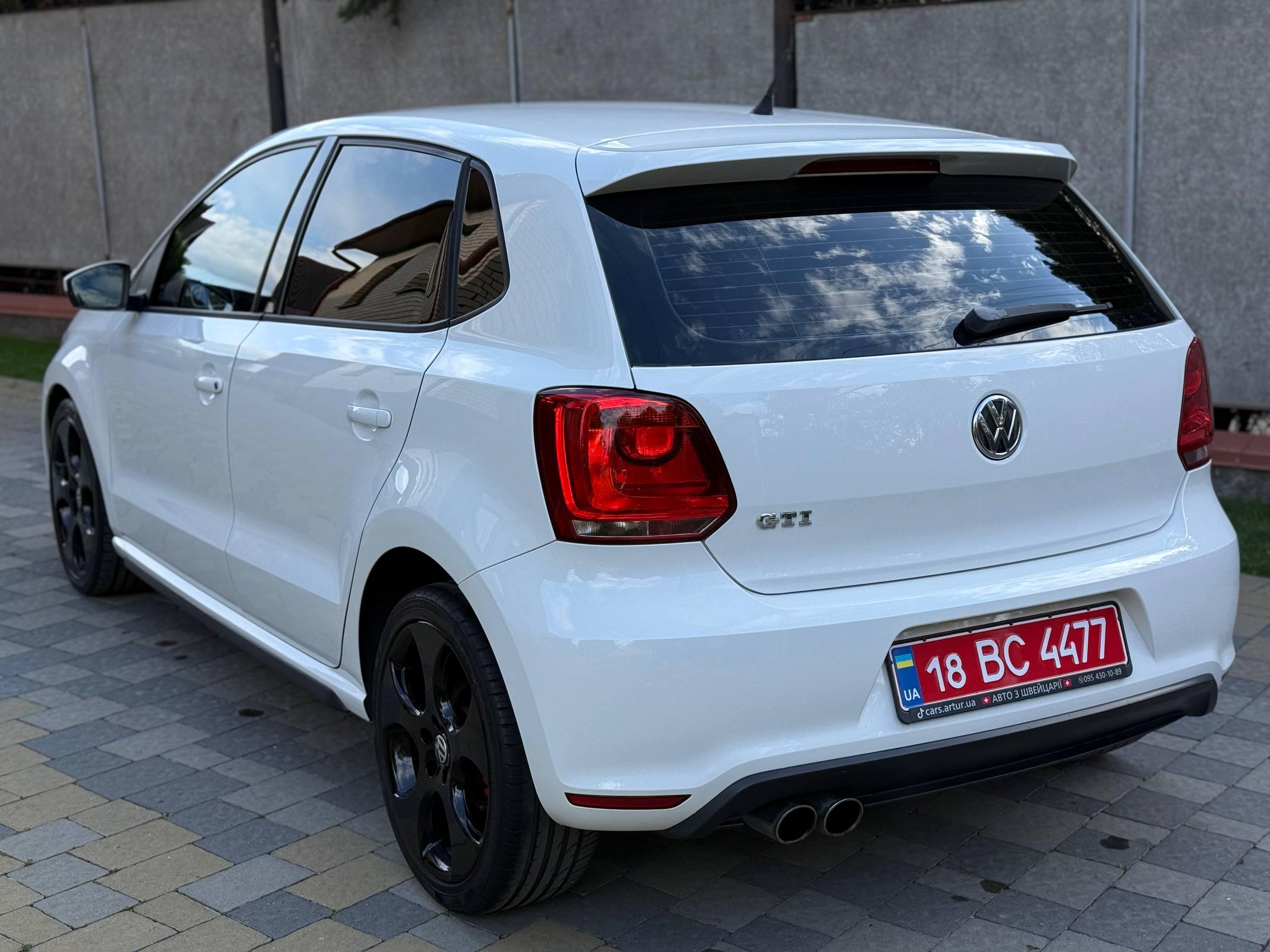 volkswagen polo 2