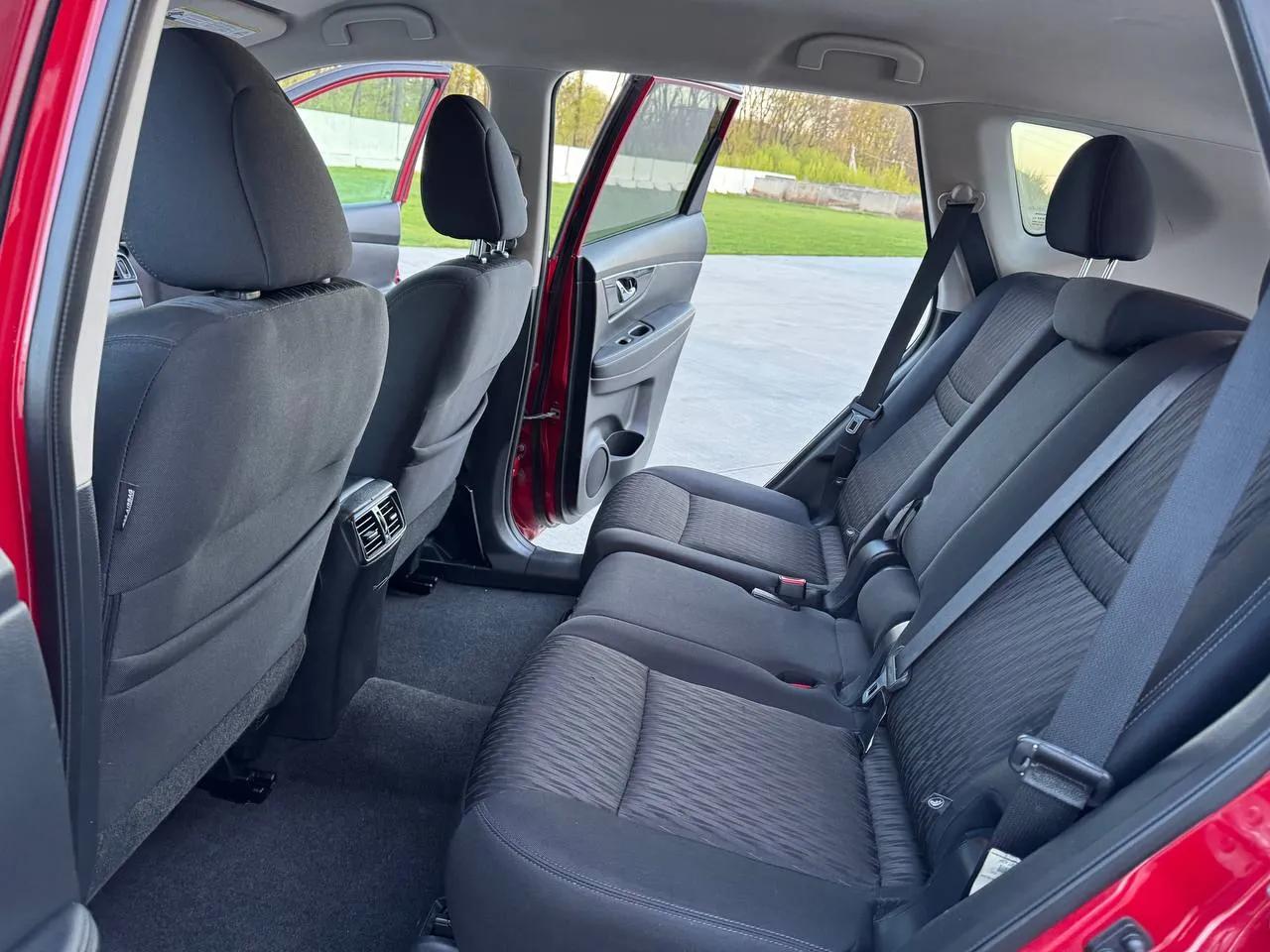 nissan ROGUE 5