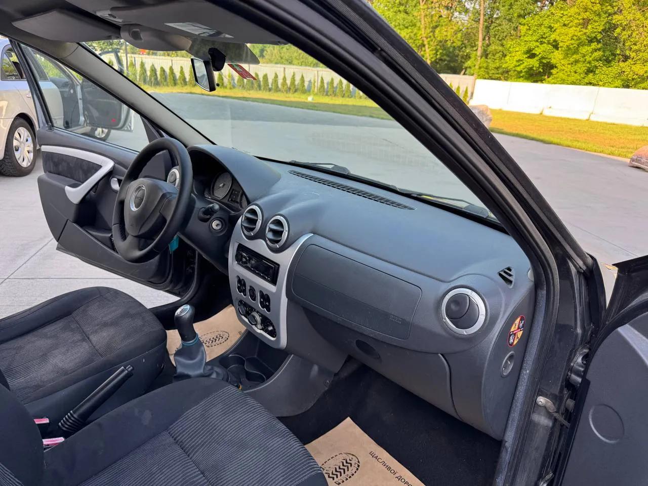 dacia logan 7